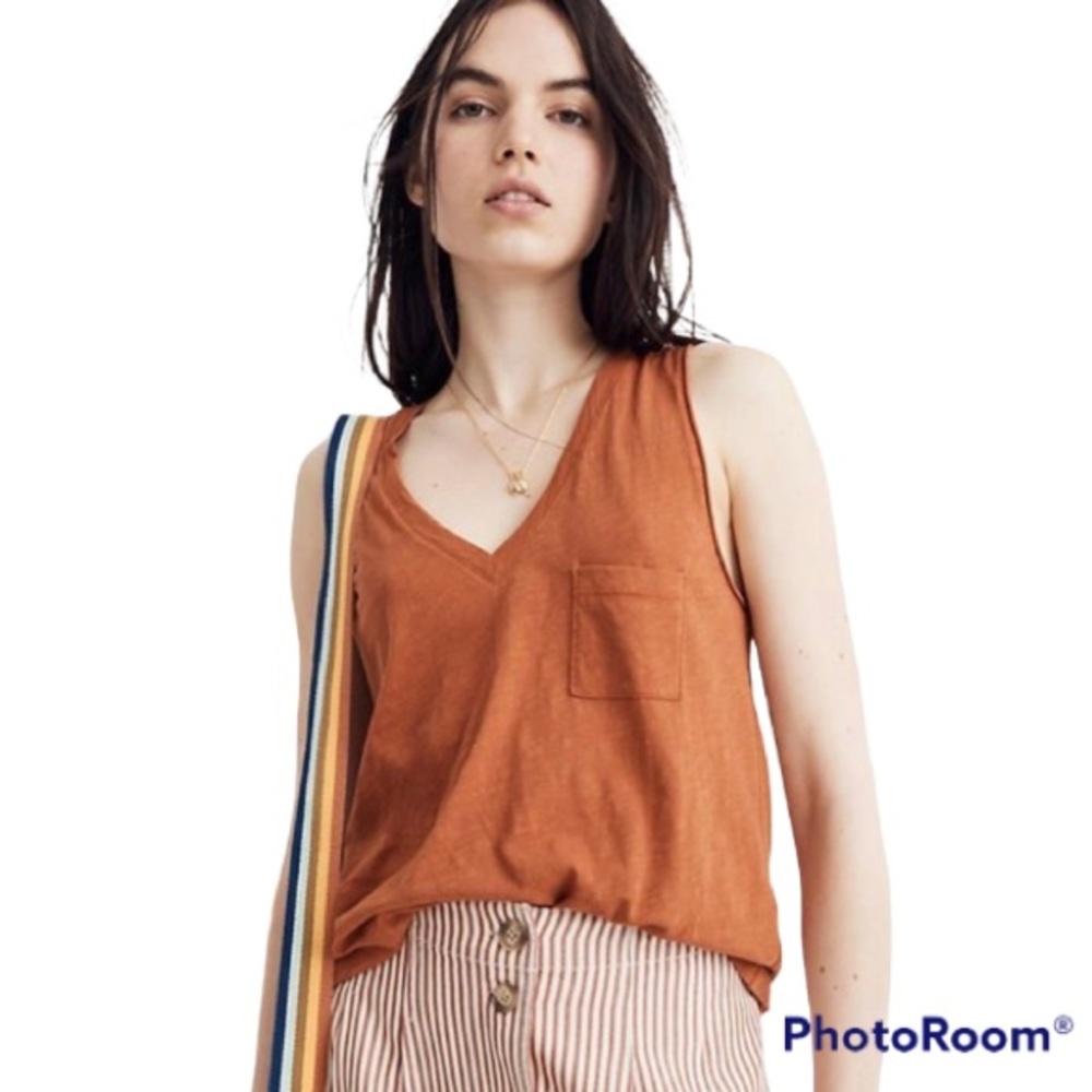 Madewell Sleeveless one pocket tee shirt .